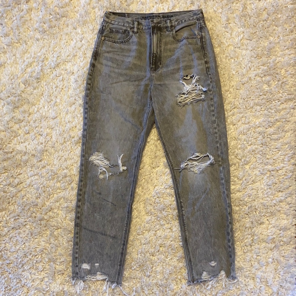AE Ripped Mom Jean